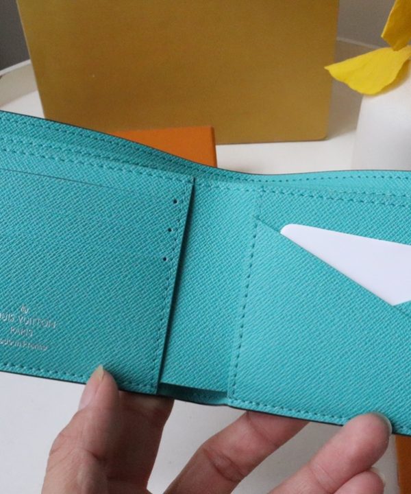 fb6e081cdf0248fbb1c3fece1a6f0061-1