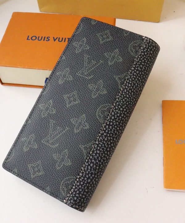 ff9239280d554460920f64d380b1519b-1