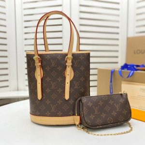 【Louis Vuitton バッグ】 23 x 15 x 26cm