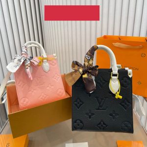 海外発送(10-15日にお届け)【LOUIS VUITTON レディース バッグ 】20*21*8CM