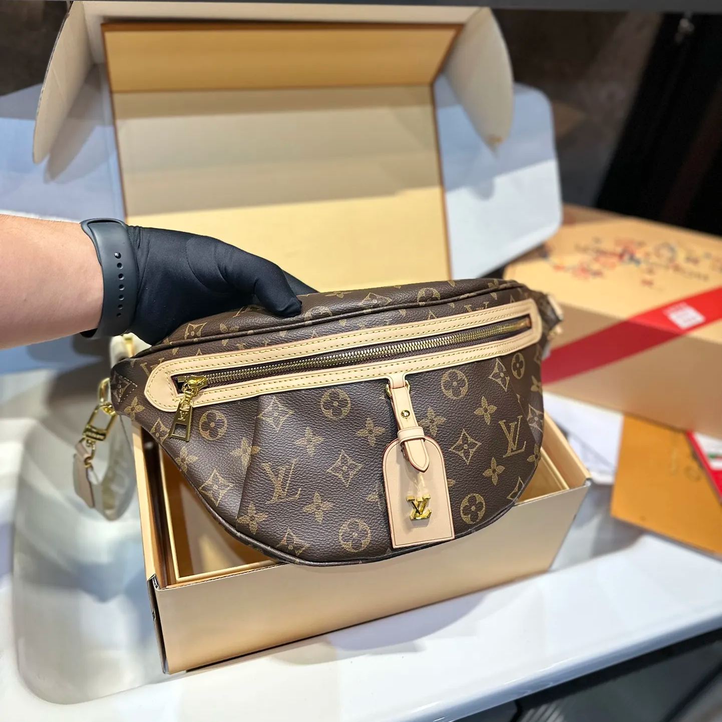 【Louis Vuitton バッグ】Discovery 38*15*5CM