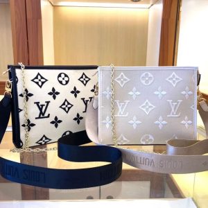 海外発送(10-15日にお届け)【LOUIS VUITTON レディース  バッグ 】26.5-20-6CM