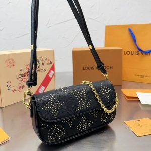 海外発送(10-15日にお届け)【LOUIS VUITTON レディース バッグ 】ivv woc 22*10*8cm