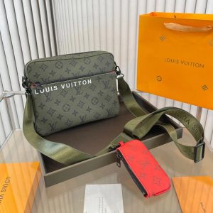 海外発送(10-15日にお届け)【LOUIS VUITTON メンズ バッグ】25x18x8CM