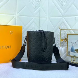 【Louis Vuitton バッグ】 Noé 13×21×8.5cm