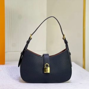 【Louis Vuitton バッグ】 Low Key Shoulder Bag 26x18x7cm