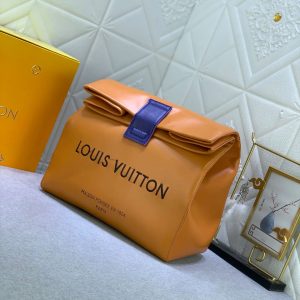 【Louis Vuitton バッグ】 Sandwich 30 × 27 × 17 cm