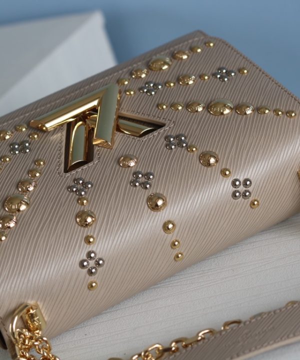 wsxc1675200450647-4-1