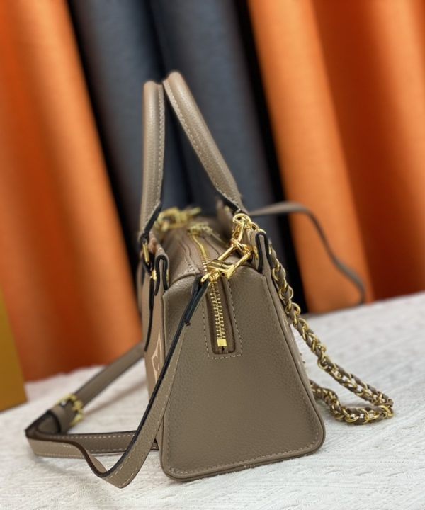 wsxc1700240618682-2-1