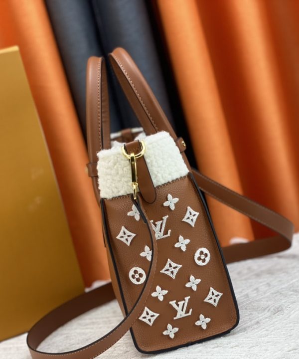 wsxc1702397822434-2-1