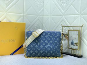 海外発送(10-15日にお届け)  LOUIS VUITTON レディース  バッグ 26 x 20 x 12CM