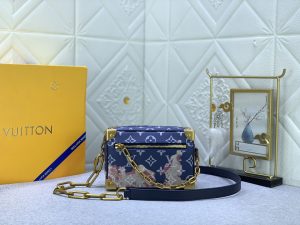 海外発送(10-15日にお届け)  LOUIS VUITTON レディース  バッグ 18.0 x 11.0 x 6.5CM