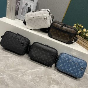 【Louis Vuitton バッグ】 Alpha