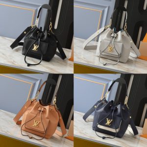 【Louis Vuitton バッグ】LOCKME 23.0 x 23.0 x 16.0CM